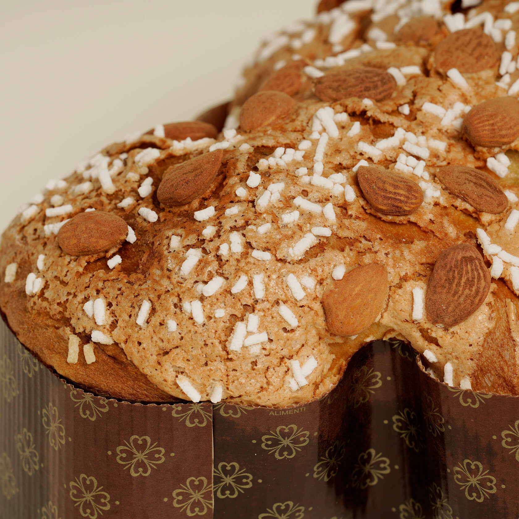 Colomba Lampone e Cioccolato Bianco (3)